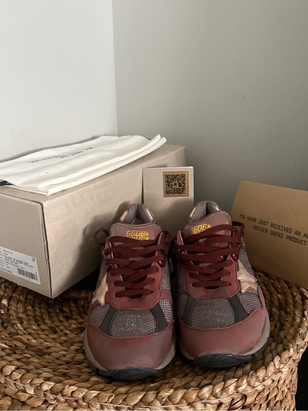 Golden Goose DAD-STAR running